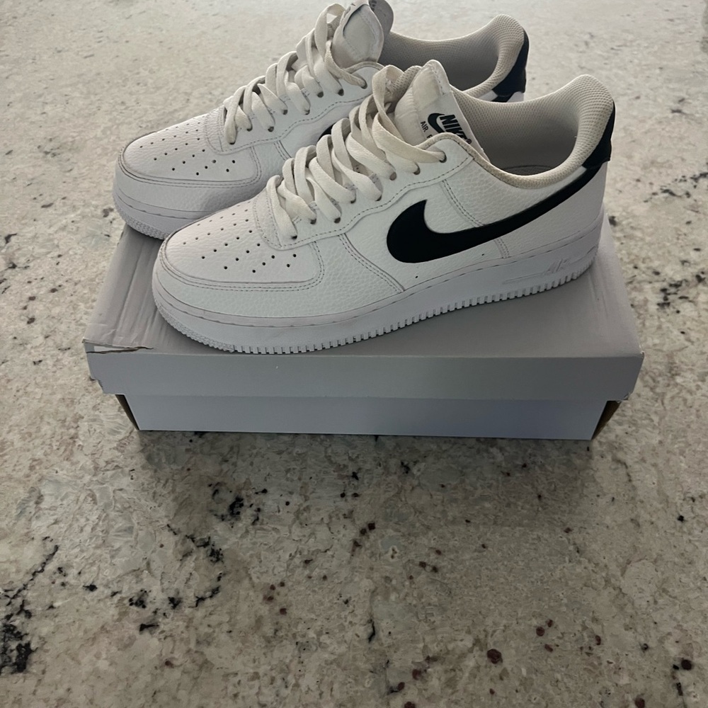 Nike Men's Air Force Shoes Size 9